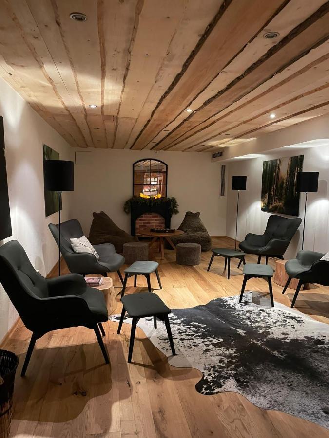 Hydepark Hotell Haidkapelle Eksteriør bilde